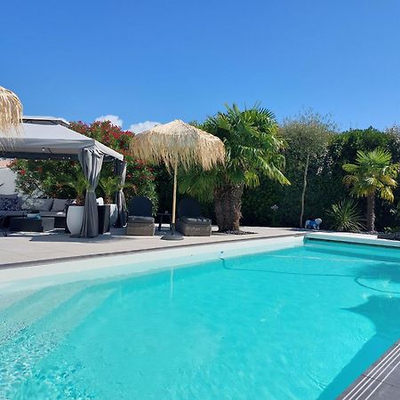 Saint-Laurent-de-la-Prée Suites By Aix Keys Avec Jacuzzi Privatif 5 Min Des Plages Fouras المظهر الخارجي الصورة