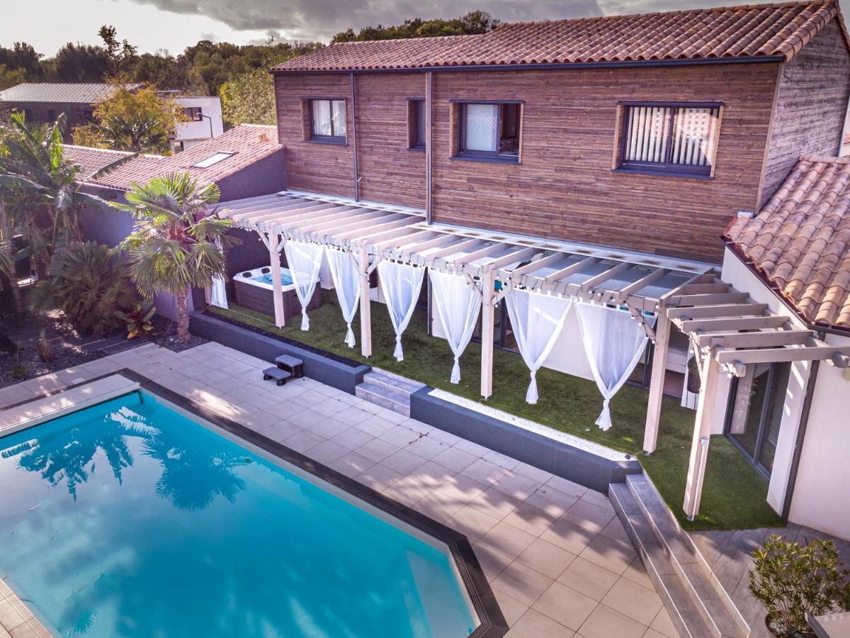 Saint-Laurent-de-la-Prée Suites By Aix Keys Avec Jacuzzi Privatif 5 Min Des Plages Fouras المظهر الخارجي الصورة